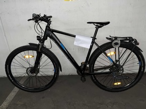 POL-DA: Nachtragsmeldung: Mehrere Fahrr&auml;der nach Festnahme entdeckt / Polizei sucht Eigent&uuml;mer