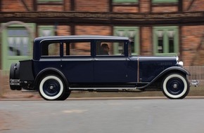 Skoda Auto Deutschland GmbH: Rollende Legenden: SKODA Modelle aus fünf Jahrzehnten bei der Rallye Hamburg-Berlin-Klassik (BILD)