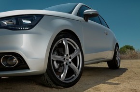 Delticom AG: Schöner Autofahren: Neue sportliche Looks, schnell und komfortabel / Mit dem Online-Komplettradkonfigurator zum neuen Rad / Edel, dezent oder Eye-catcher - wie es euch gefällt