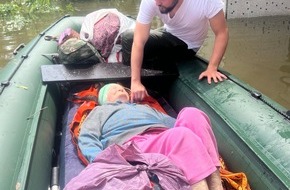 Samaritan's Purse e. V.: Nach Dammbruch: Samaritan's Purse bringt Hilfsgüter in die Ukraine / Partner helfen bei Wasserrettung und verteilen Lebensmittel