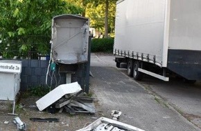Polizei Mettmann: POL-ME: Zigarettenautomat gesprengt: Polizei bittet um Hinweise - 2505021