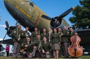 rbb - Rundfunk Berlin-Brandenburg: 4. September 2018
radioBerlin 88,8 präsentiert: 
Das gibt's nur einmal - und nur in Berlin! U.S. Air Forces in Europe Band feat. Till Brönner - am 4. September im IFA-Sommergarten