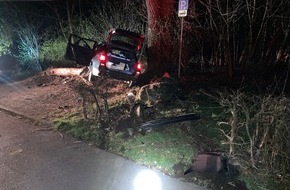 Polizeipräsidium Nordhessen - Kassel: POL-KS: Zerstörten Hyundai i30 am Hegelsberg zurückgelassen: Polizei sucht Zeugen nach Unfallflucht