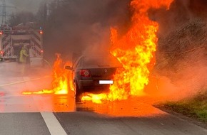 Feuerwehr Gladbeck: FW-GLA: PKW Brand auf der Autobahn