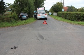 Polizeiinspektion Nienburg / Schaumburg: POL-NI: Verkehrsunfall mit drei leicht verletzten Personen
