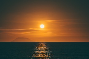 Einer der schönsten Himmel Italiens liegt über dem Baia del Sole Resort in Kalabrien
