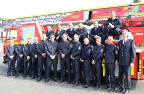 Feuerwehr Bremerhaven: FW Bremerhaven: Nachwuchs für die Feuerwehr Bremerhaven