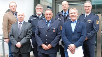 Polizeipräsidium Trier: POL-PPTR: Vier mal vierzig Dienstjahre