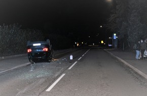 Polizei Rheinisch-Bergischer Kreis: POL-RBK: Bergisch Gladbach - Fahrer rammt geparkten Pkw und überschlägt sich