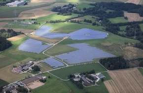 RheinEnergie AG: Ausbau der Solarenergie - RheinEnergie erweitert Freiflächenanlage in Münchberg