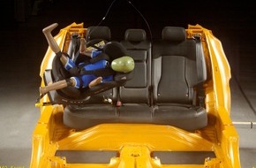 Touring Club Schweiz/Suisse/Svizzero - TCS: Alerte concernant les si&egrave;ges pour enfants : des mod&egrave;les similaires pr&eacute;sentent de graves d&eacute;fauts de s&eacute;curit&eacute;