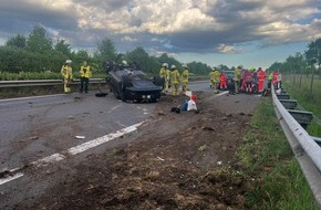 Polizeiinspektion Stade: POL-STD: Vier zum Teil schwer verletzte Autoinsassen bei Unfall auf der Autobahn 26