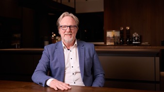 praemium GmbH: Sozialversicherungen belasten Arbeitgeber massiv: Wie hier gespart werden kann