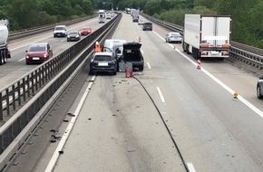Verkehrsdirektion Mainz: POL-VDMZ: Verkehrsunfall mit erheblichem Rückstau