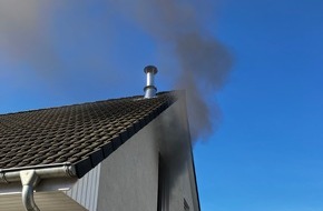 Feuerwehr Paderborn: FW Paderborn: Zimmerbrand in der Heinrich-Strohmeier-Stra&szlig;e