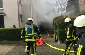Feuerwehr Bochum: FW-BO: Garagenbrand in Bochum Leithe
