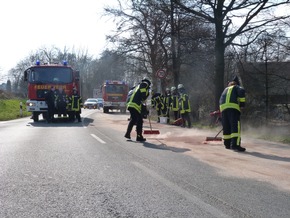 FW-DT: Verkehrsunfall mit zwei verletzten Personen