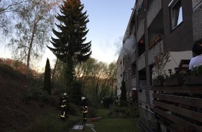 Feuerwehr Erkrath: FW-ME: Feuer mit Menschenleben in Gefahr