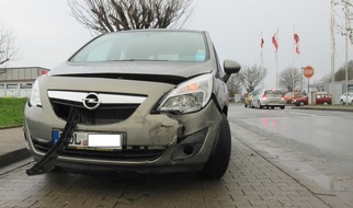 Polizeiinspektion Hameln-Pyrmont/Holzminden: POL-HM: Unfall in der Bülte - Vorfahrt mißachtet