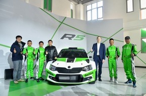 Skoda Auto Deutschland GmbH: Premiere im Reich der Mitte: Erstmals setzt ein chinesisches Team den SKODA FABIA R5 bei Rallyes ein (FOTO)