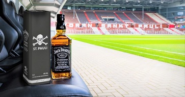 Brown-Forman GmbH, Jack Daniel's: Neue limitierte Geschenkbox von JACK DANIEL'S und dem FC St. Pauli
