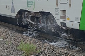 Bundespolizeidirektion Sankt Augustin: BPOL NRW: Rauchentwicklung am Zug - Bundespolizei sperrt Gelsenkirchener Hbf