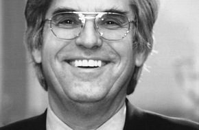 Deutsche Bundesstiftung Umwelt (DBU): Einzelwürdigung Prof. Dr. Franz Daschner / "Mediziner und Ökonomen von der Notwendigkeit aktiven Umweltschutzes in ihren Krankenhäusern überzeugt"