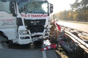 Polizeiinspektion Harburg: POL-WL: POL-WL: Verkehrsunfall mit vierstündiger Sperrung