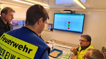 Freiwillige Feuerwehr Menden: FW Menden: Starkregen über Menden - 140 Einsätze für die Feuerwehr