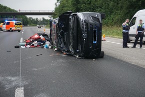 FW Ratingen: Zwei Verkehrsunfälle auf der Bundesautobahn drei unmittelbar hintereinander