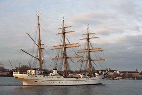 Marine - Bilder der Woche: Einlaufen der &quot;Gorch Fock&quot; in Kiel