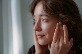 WALA Heilmittel GmbH: Dedicated to you: Die f&uuml;nf Dr. Hauschka Qualit&auml;tsmerkmale f&uuml;r ein sp&uuml;rbares, ganzheitliches Pflegeerlebnis im Einklang mit der Natur