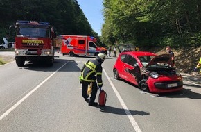 Feuerwehr Herdecke: FW-EN: Eine Person bei Verkehrsunfall schwer verletzt - Feueralarm im Anschluss