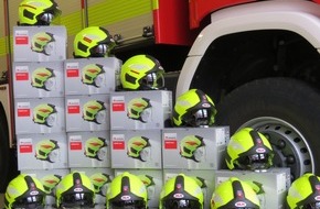 Feuerwehr Heiligenhaus: FW-Heiligenhaus: 100 neue Schutzhelme für die Feuerwehr (Meldung 5/2022)