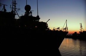 Presse- und Informationszentrum Marine: Deutsche Marine - Pressemeldung/ Pressetermin: Jubiläum - ein halbes Jahrhundert 5. Minensuchgeschwader