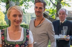 ZDF: "Wenn Frauen ausziehen": Drehbeginn für ZDF-Komödie mit Anna Maria Mühe, Max von Thun und Sophie von Kessel (FOTO)
