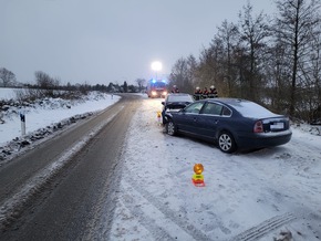 POL-STD: Schneefall und Glätte sorgen für erhebliche Verkehrsproblem am Vormittag