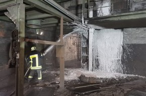 Feuerwehr Gevelsberg: FW-EN: Filterbrand