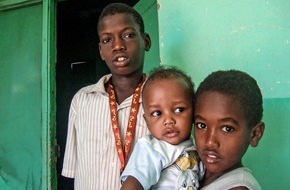 Stiftung SOS-Kinderdorf Schweiz: Nothilfe Sudan – Fokusthema Bildungsförderung – Neue Botschafterin Sarah Atcho – Tag der Familie – RicardoForGood