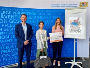„bunt statt blau“: Dreifachsieg für Landsberger Schülerinnen bei landesweitem Plakatwettbewerb gegen Rauschtrinken