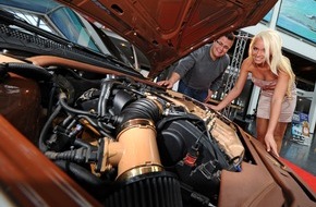 Messe Friedrichshafen: Tuning World Bodensee (9. bis 12. Mai 2013) feiert großes "Autotainment" - Rund 200 ausstellende Unternehmen, 152 Clubstände und 200 Private Cars