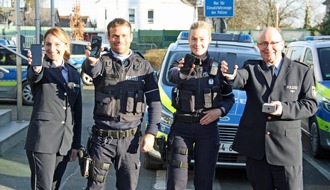 Kreispolizeibehörde Unna: POL-UN: Kreis Unna: Neue Smartphones erleichtern die Polizeiarbeit im Einsatz