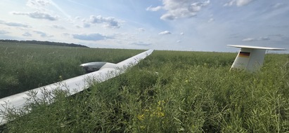 Polizeipräsidium Rostock: POL-HRO: Notlandung eines Segelflugzeuges endete glimpflich