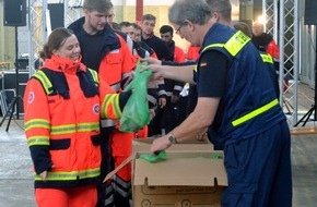 THW Landesverband Hamburg, Mecklenburg-Vorpommern, Schleswig-Holstein: THW-HH MV SH: Blaulicht anstatt Heavy-Metall - Katastrophenschutzübung des Kreises Steinburg in Wacken