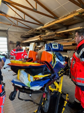 FW-SE: Großübung von Feuerwehr und Rettungsdienst in Wakendorf I