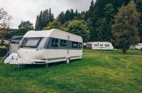 ADAC Hessen-Th&uuml;ringen e.V.: Fallende Bl&auml;tter, sinkende Preise / Camping in der Nebensaison: Th&uuml;ringen zweitg&uuml;nstigstes Bundesland
