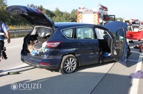 Polizeipräsidium Westpfalz: POL-PPWP: 33-jährige Pkw-Fahrerin verletzt sich schwer