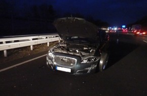 Polizeiinspektion Rotenburg: POL-ROW: Dieb nutzte kurze Abwesenheit aus+++Unfall auf der B71 in Zeven+++Schwerer Unfall auf der B 75 bei Sottrum+++Weiterer Unfall auf der Hansalinie