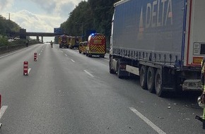 Feuerwehr Mettmann: FW Mettmann: Schwerer Verkehrsunfall auf der Autobahn 3