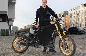 eROCKIT Group: Fußballprofi Max Kruse: Darum investiert er in Elektromobilität „Made in Germany“